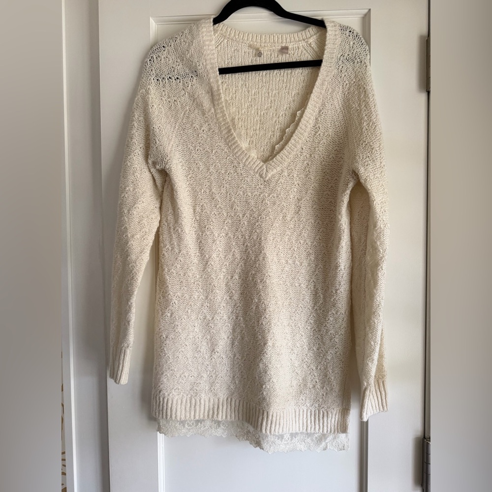 Anthropologie Cream V-Neck Sweater - Women’s Small